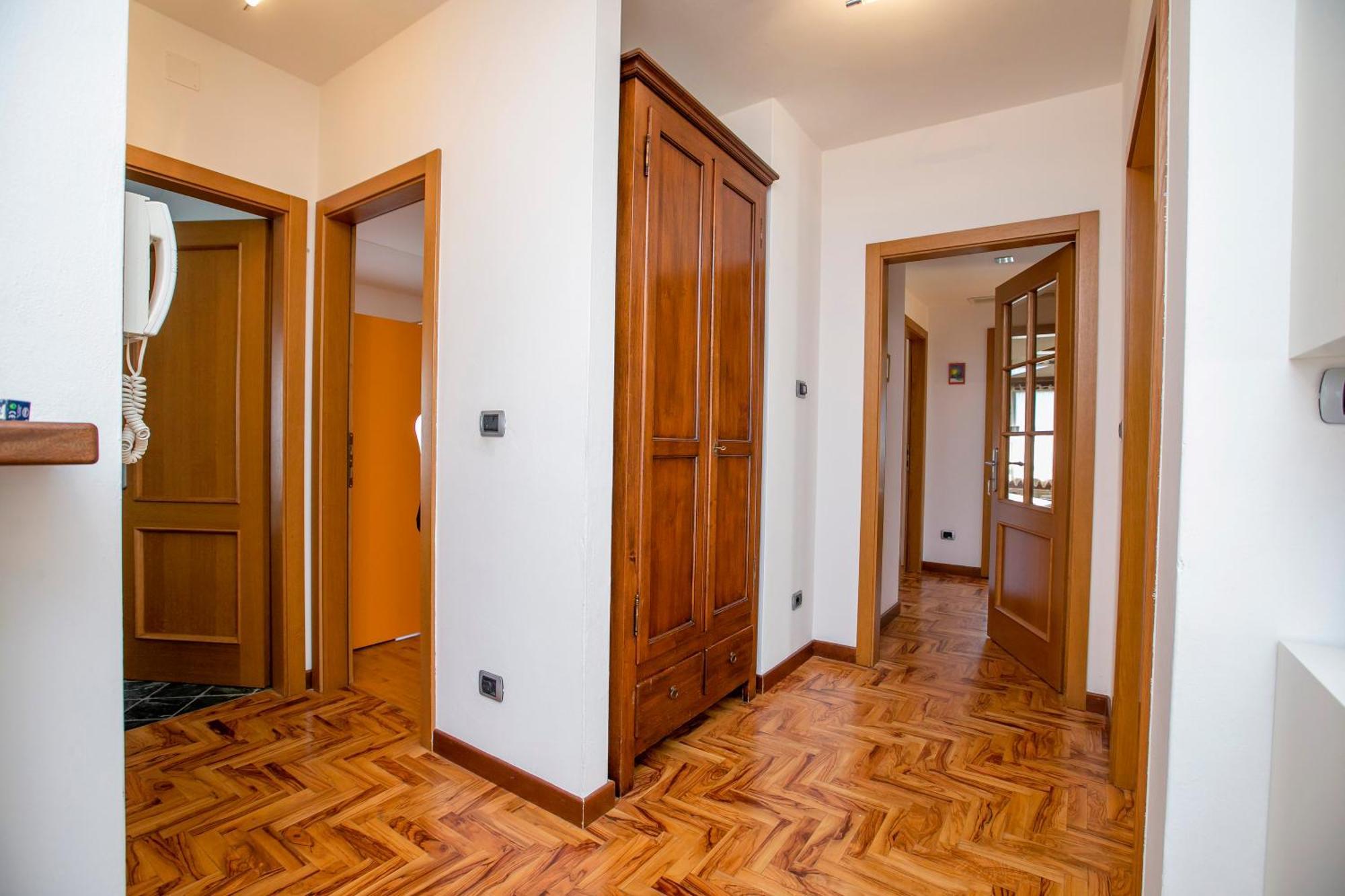 Paulie Apartment - Happy Rentals ริวาเดลการ์ดา ภายนอก รูปภาพ