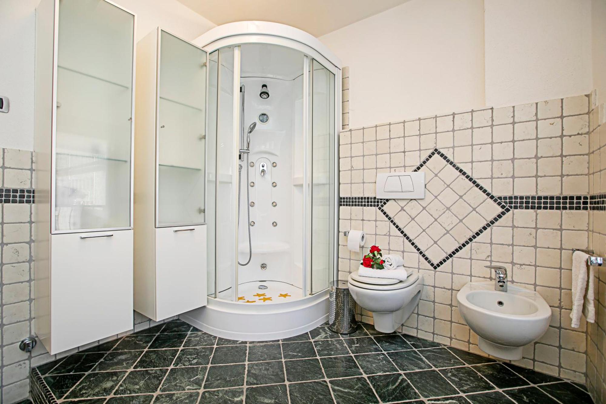 Paulie Apartment - Happy Rentals ริวาเดลการ์ดา ภายนอก รูปภาพ